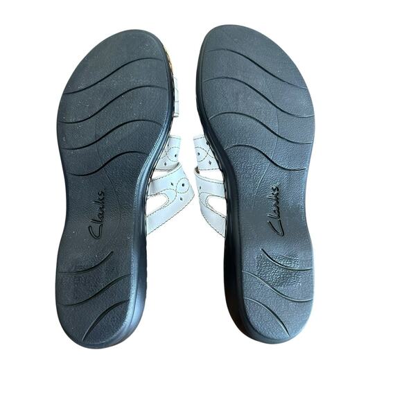 Clarks Collection Women’s White Leisa Cacti Leather Comfy Sandals Size 9.5 - Picture 11 of 12